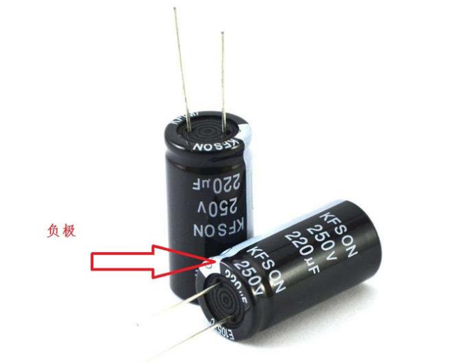 「NIPPON CHEMI-CON」電解電容極性接錯會爆炸，如何避免？